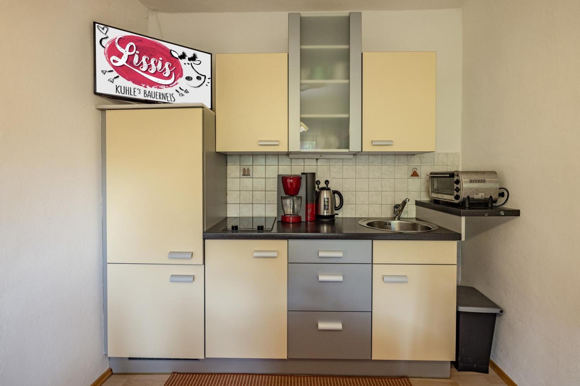 Lissis Bauernhof Appartments Gundersheim Ngoại thất bức ảnh