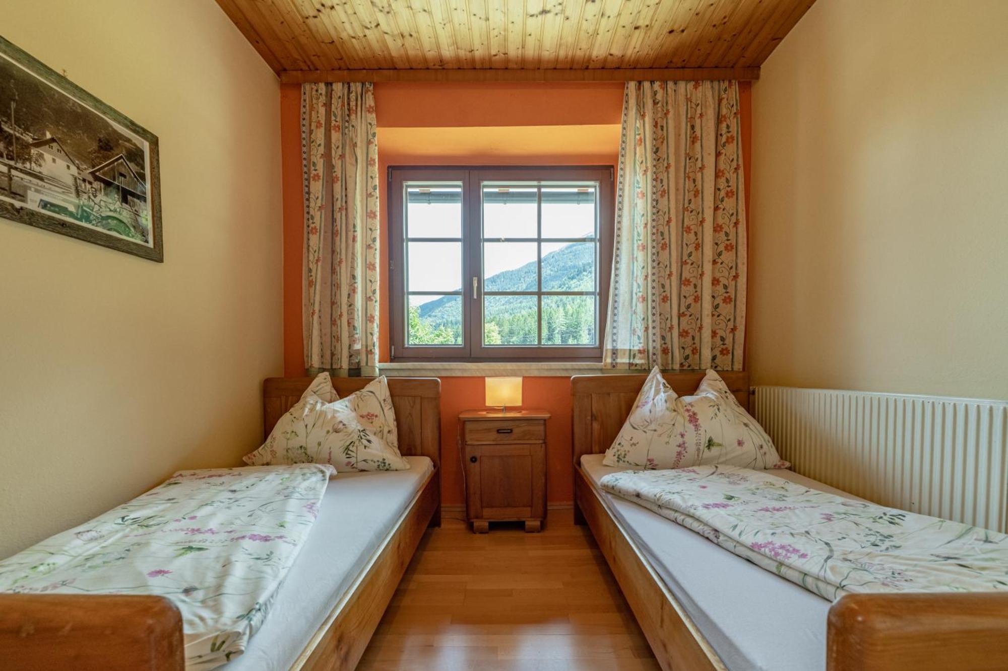 Lissis Bauernhof Appartments Gundersheim Ngoại thất bức ảnh