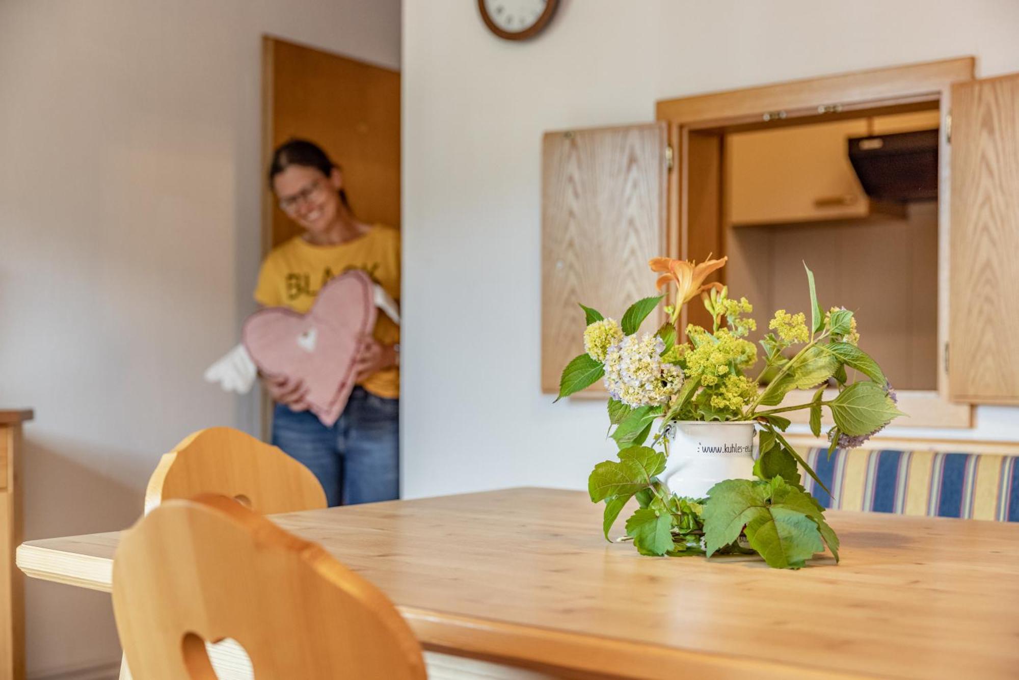Lissis Bauernhof Appartments Gundersheim Ngoại thất bức ảnh