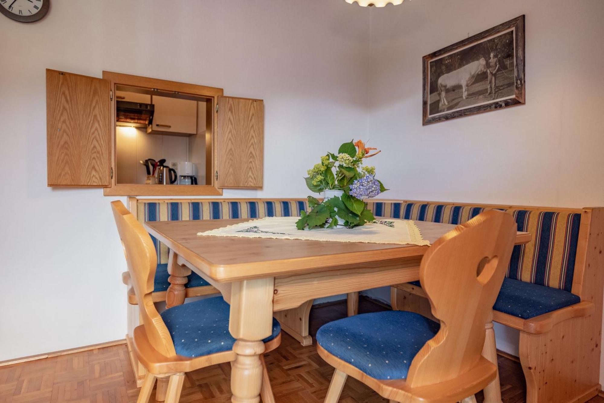 Lissis Bauernhof Appartments Gundersheim Ngoại thất bức ảnh